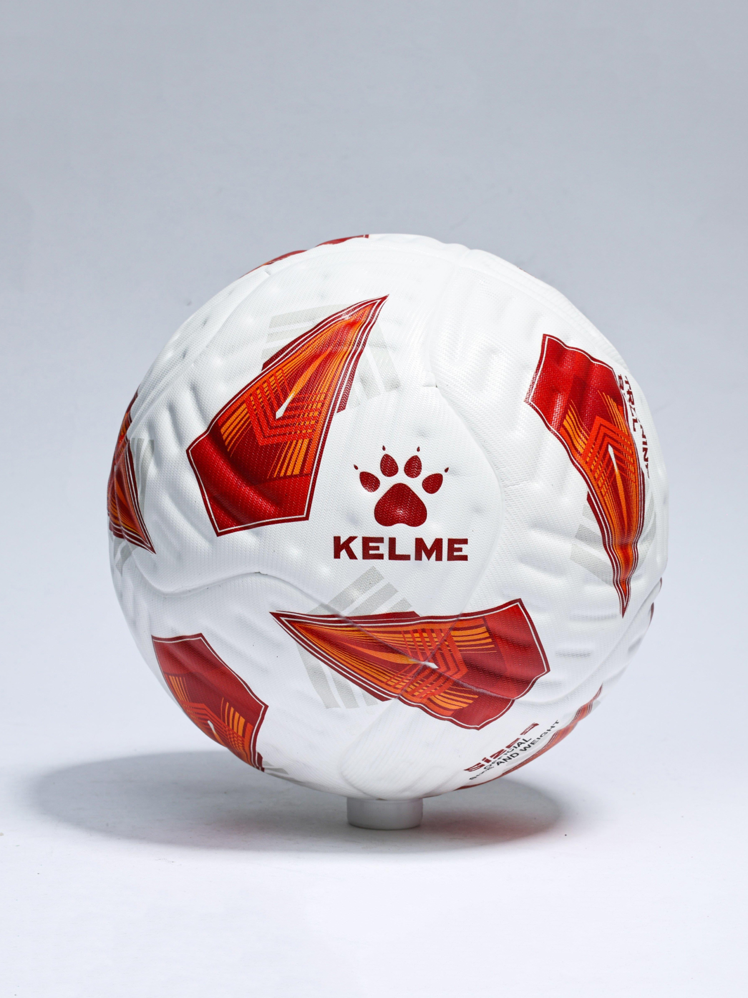 Мяч для футбола KELME Debossed Football (thermal Bonding) White