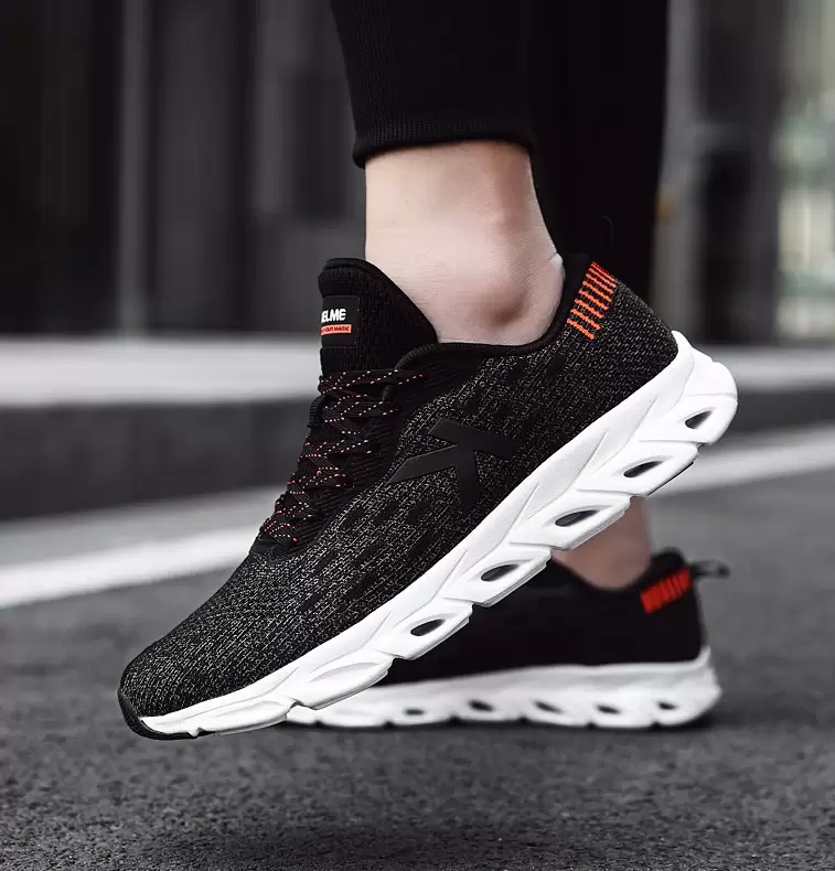 Кроссовки KELME Men's Sports Shoes Black