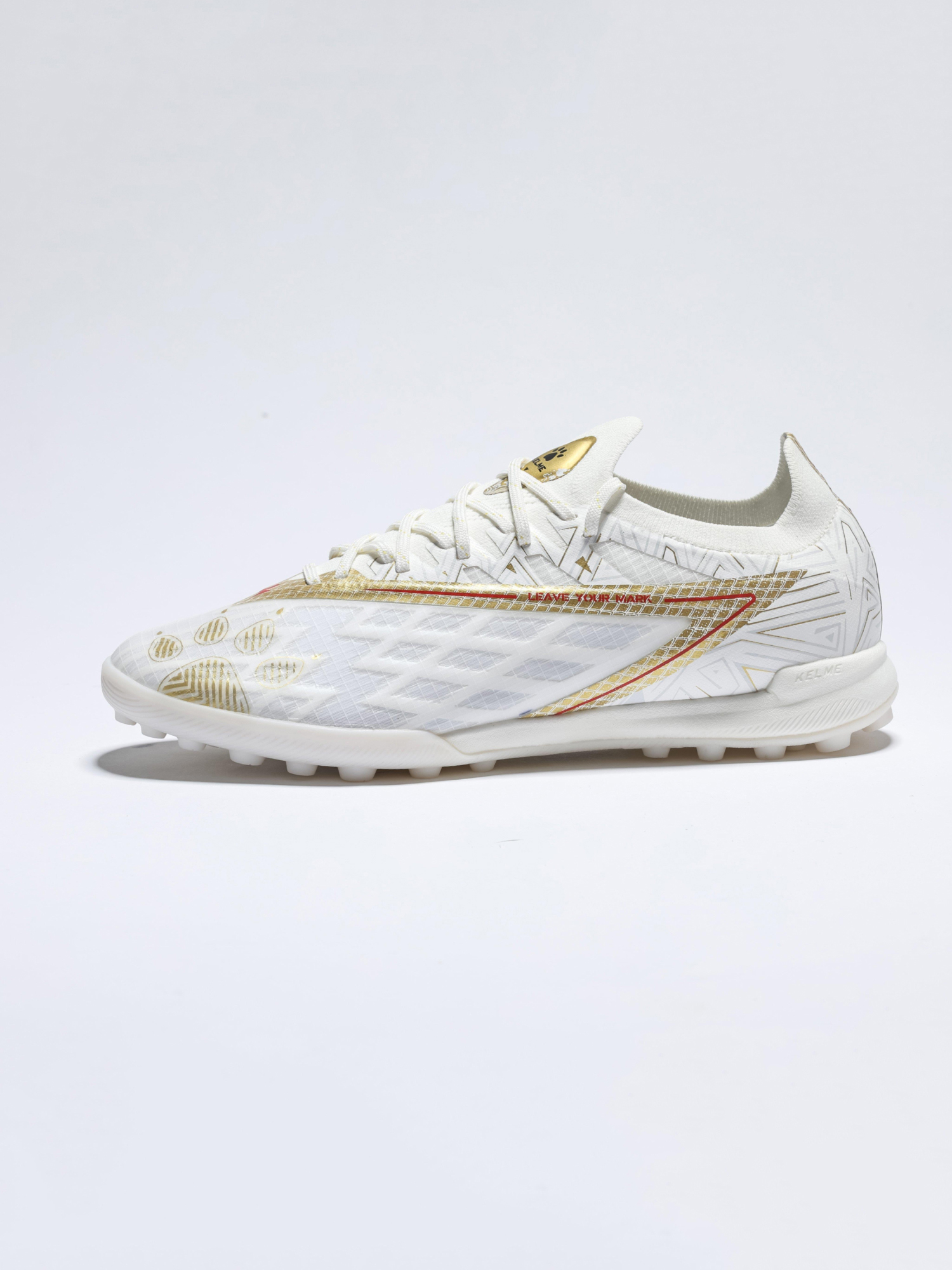 Детские шиповки KELME Children's Football Shoes (TF) (White/Gold)