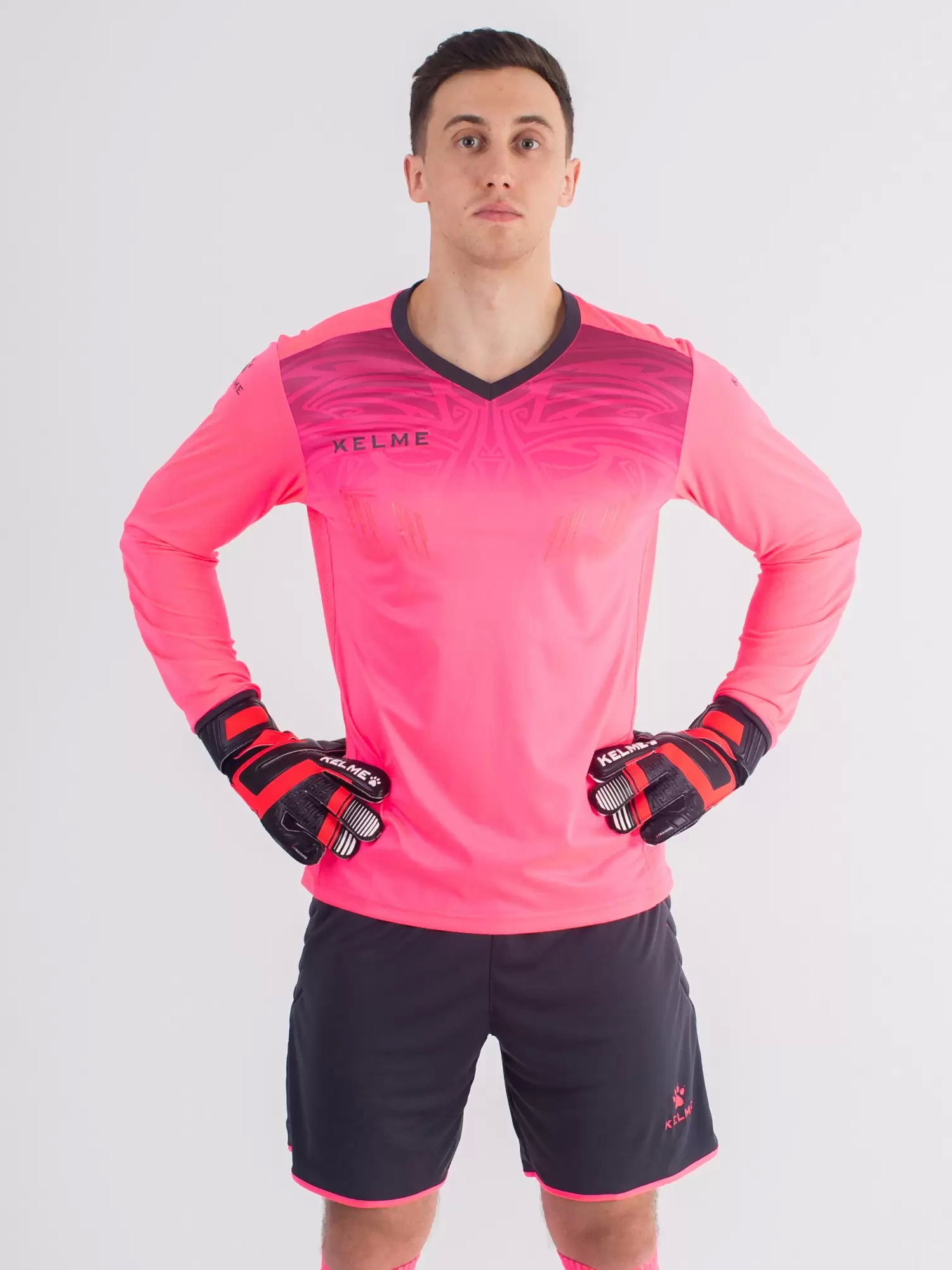 Вратарская форма KELME Goalkeeper L/S Suit (Pink/Dark Grey)