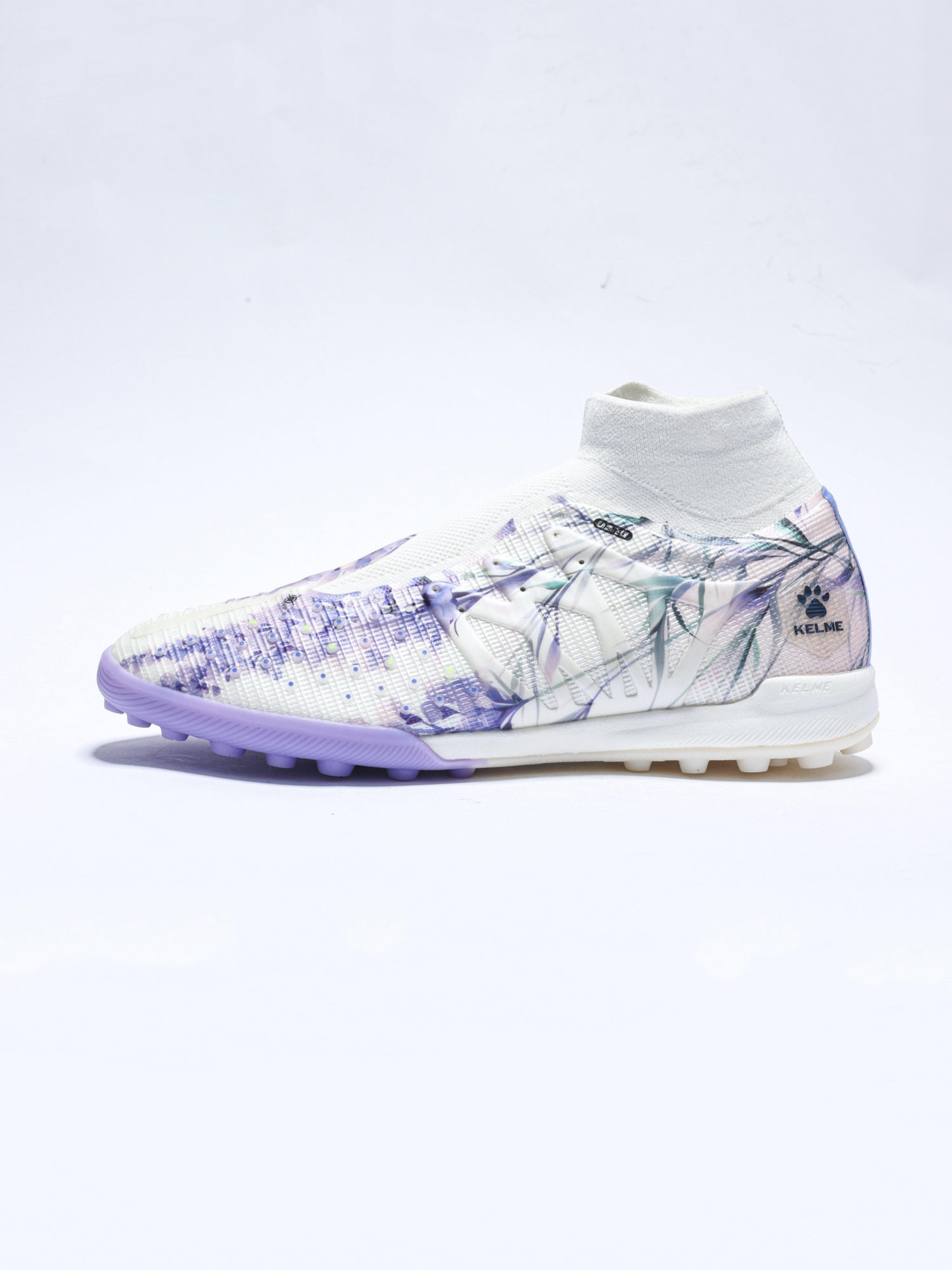 Шиповки KELME Men's Football Shoes (TF) White