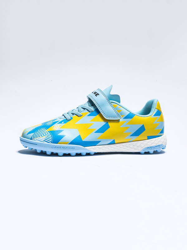 Детские шиповки KELME Children's Football Shoes (TF) Light Blue
