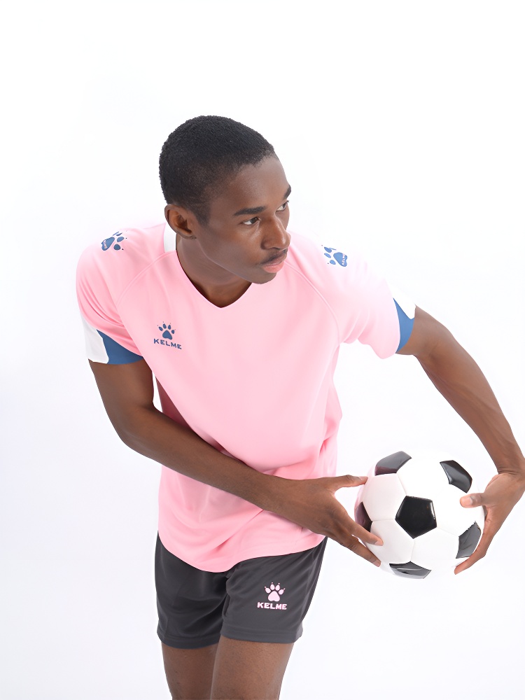 Футбольная форма KELME Short-Sleeved Football Suit (Pink/Black)