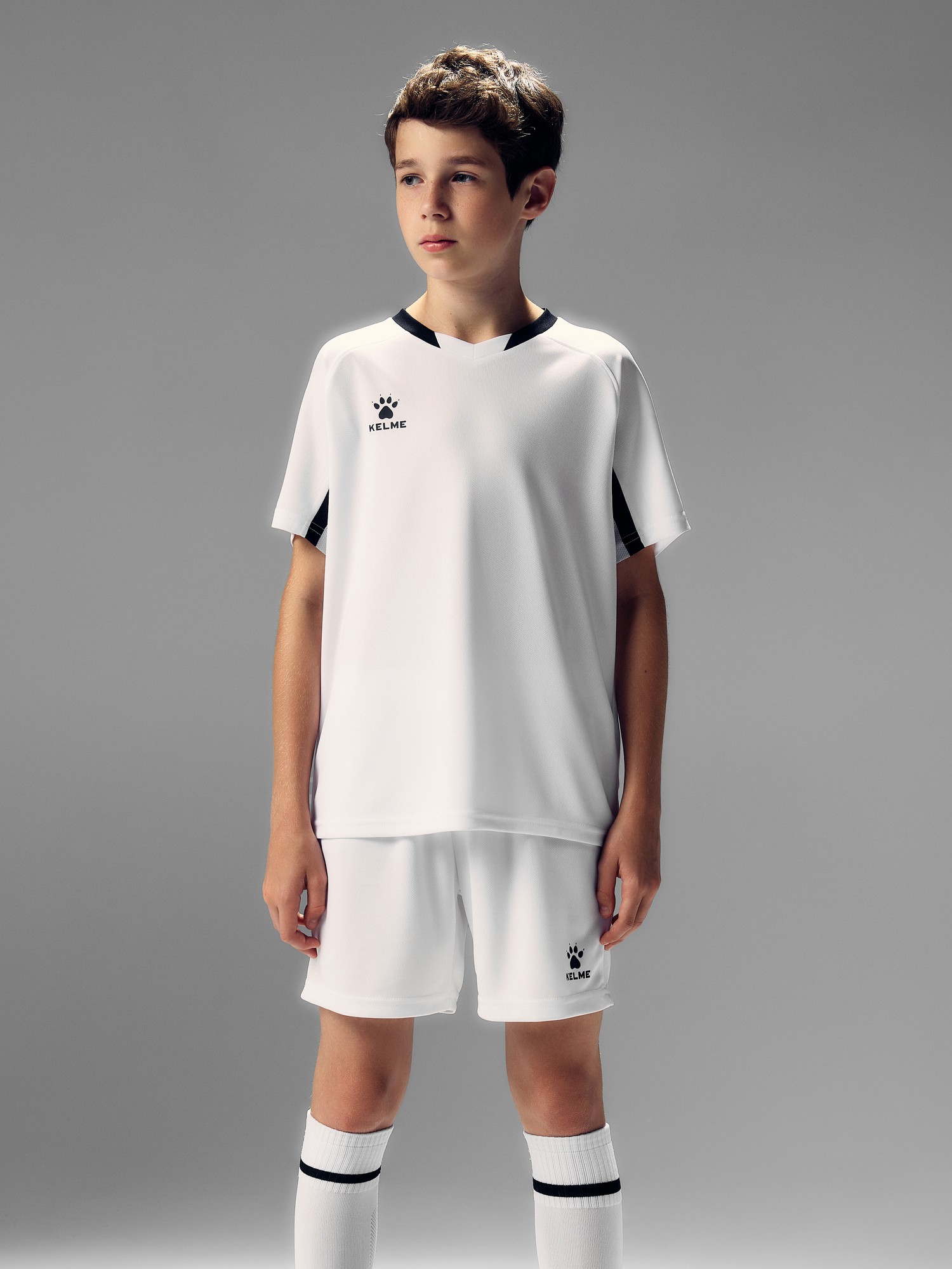 Детская футбольная форма KELME Football Suit (White/Black)