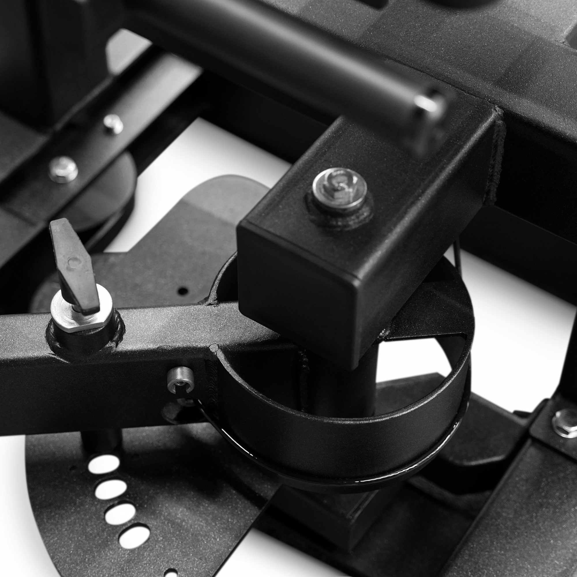 Разведение ног профессиональный BRONZE GYM PARTNER ML-805