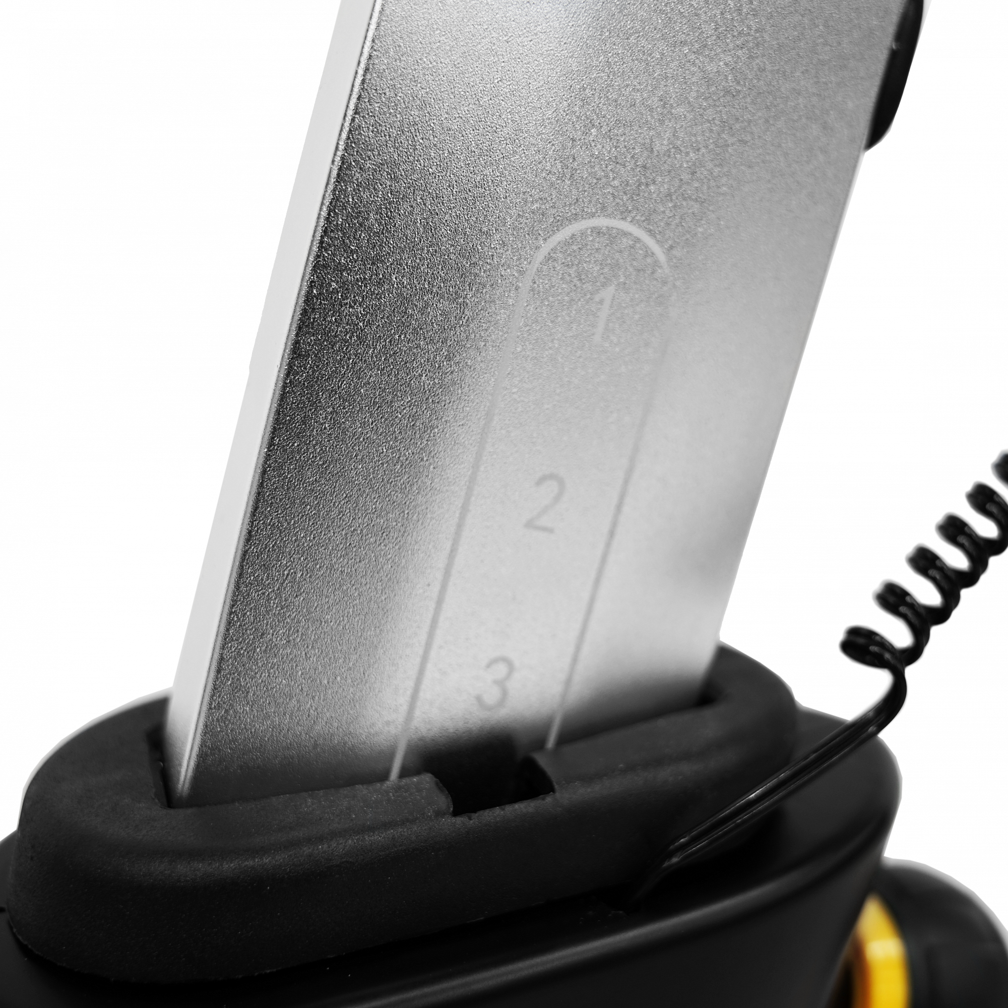 Спин-байк с консолью профессиональный BRONZE GYM PROSPIN