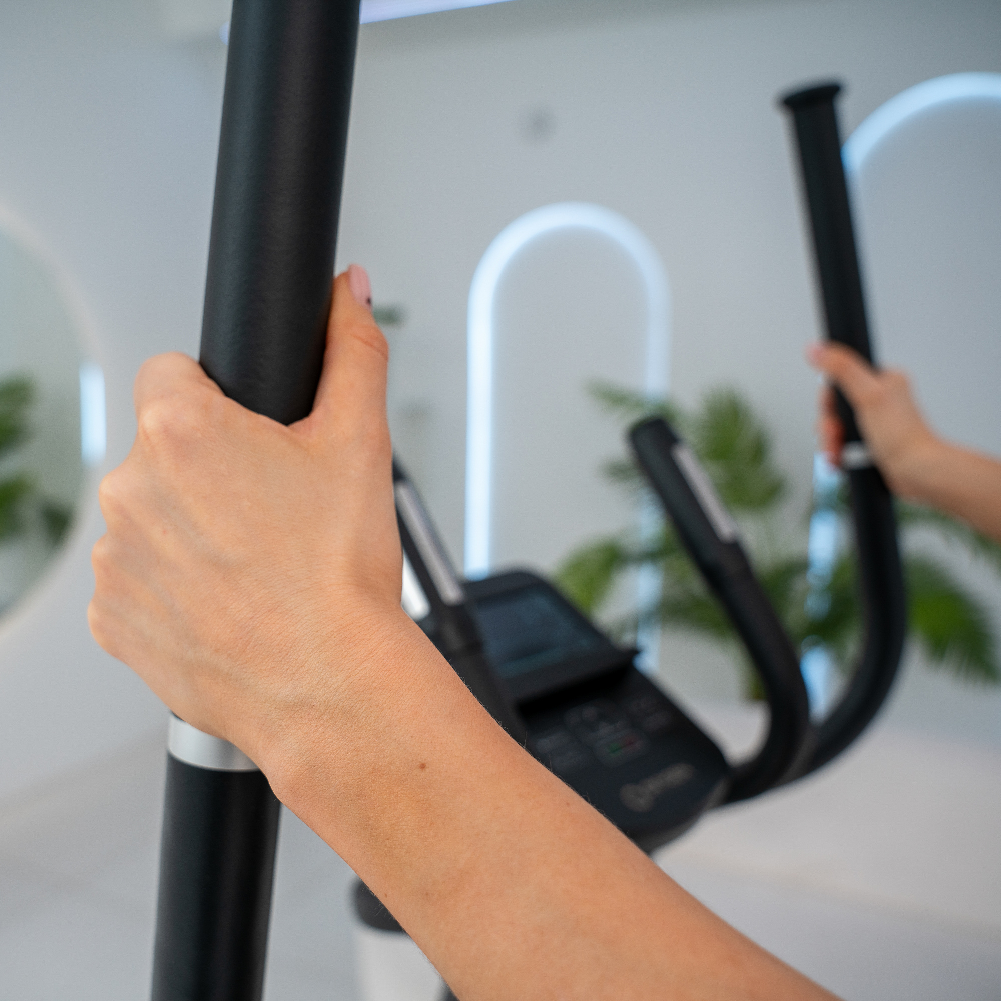 Эллиптический тренажер домашний OXYGEN FITNESS FIRAL