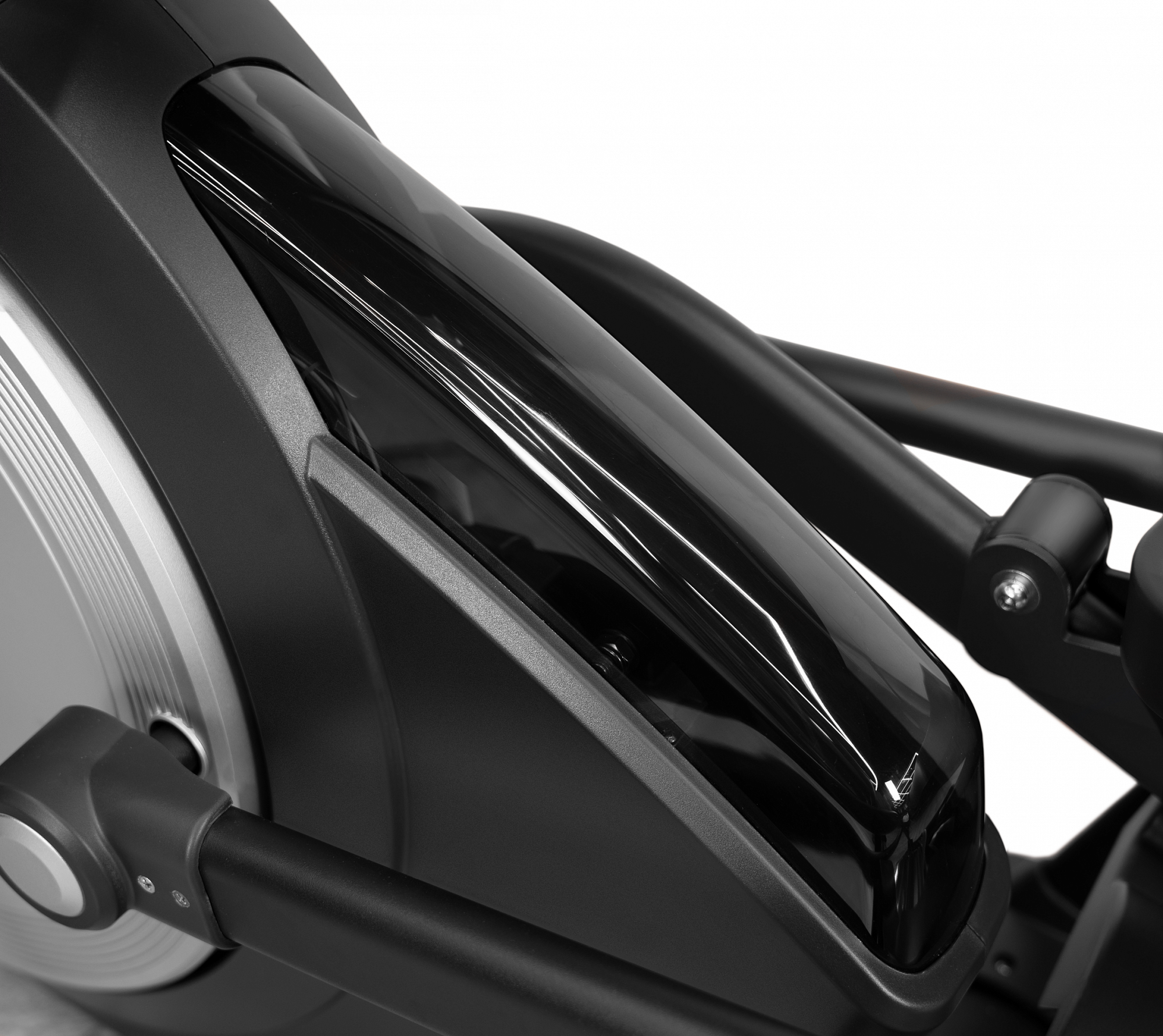 Эллиптический тренажер с автонаклоном BRONZE GYM X700M