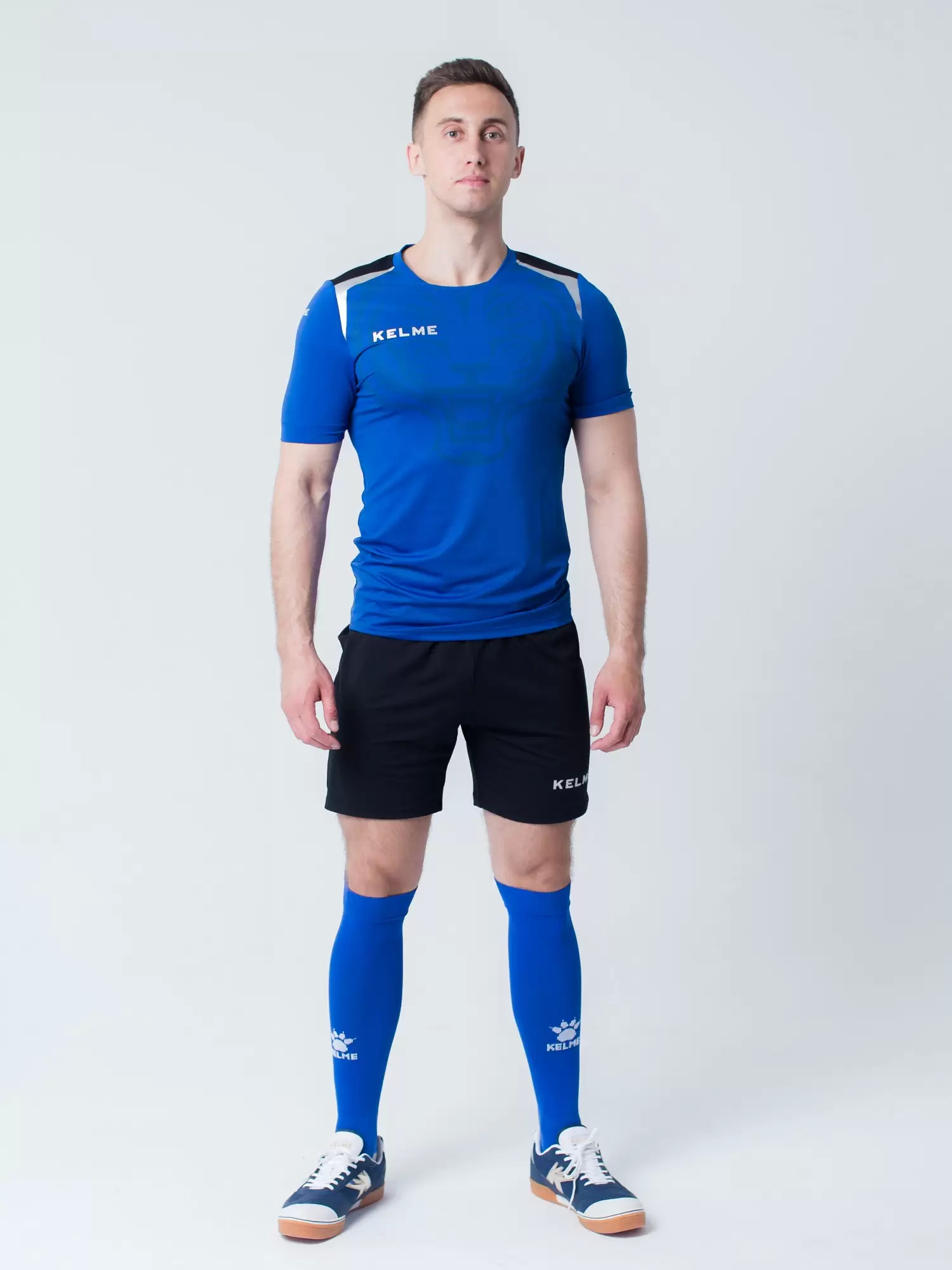 Футбольная форма KELME Short Sleeve Football Set (Blue/Black)