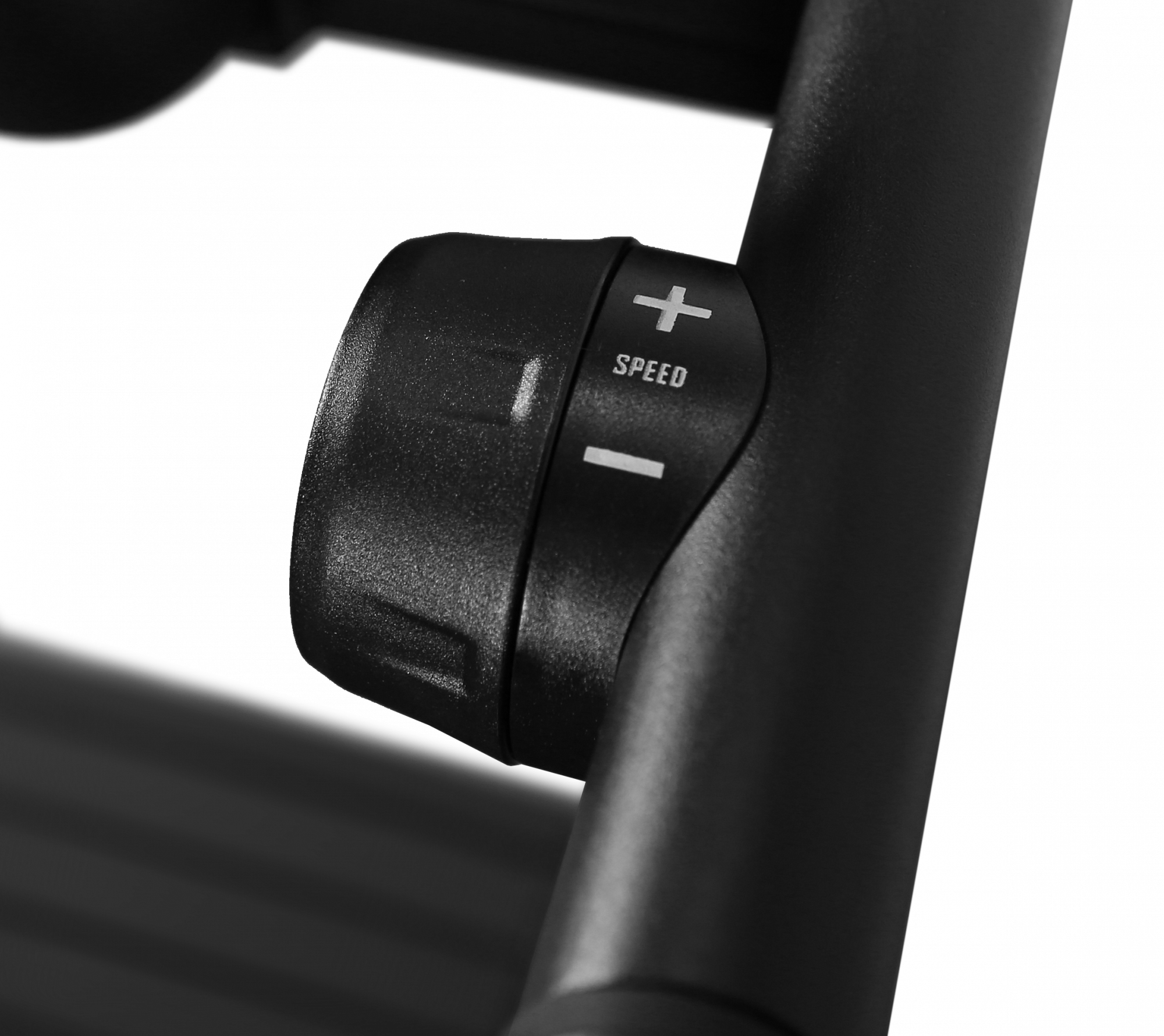 BRONZE GYM T1300M CATERPILLAR PRO Беговая дорожка коммерческая