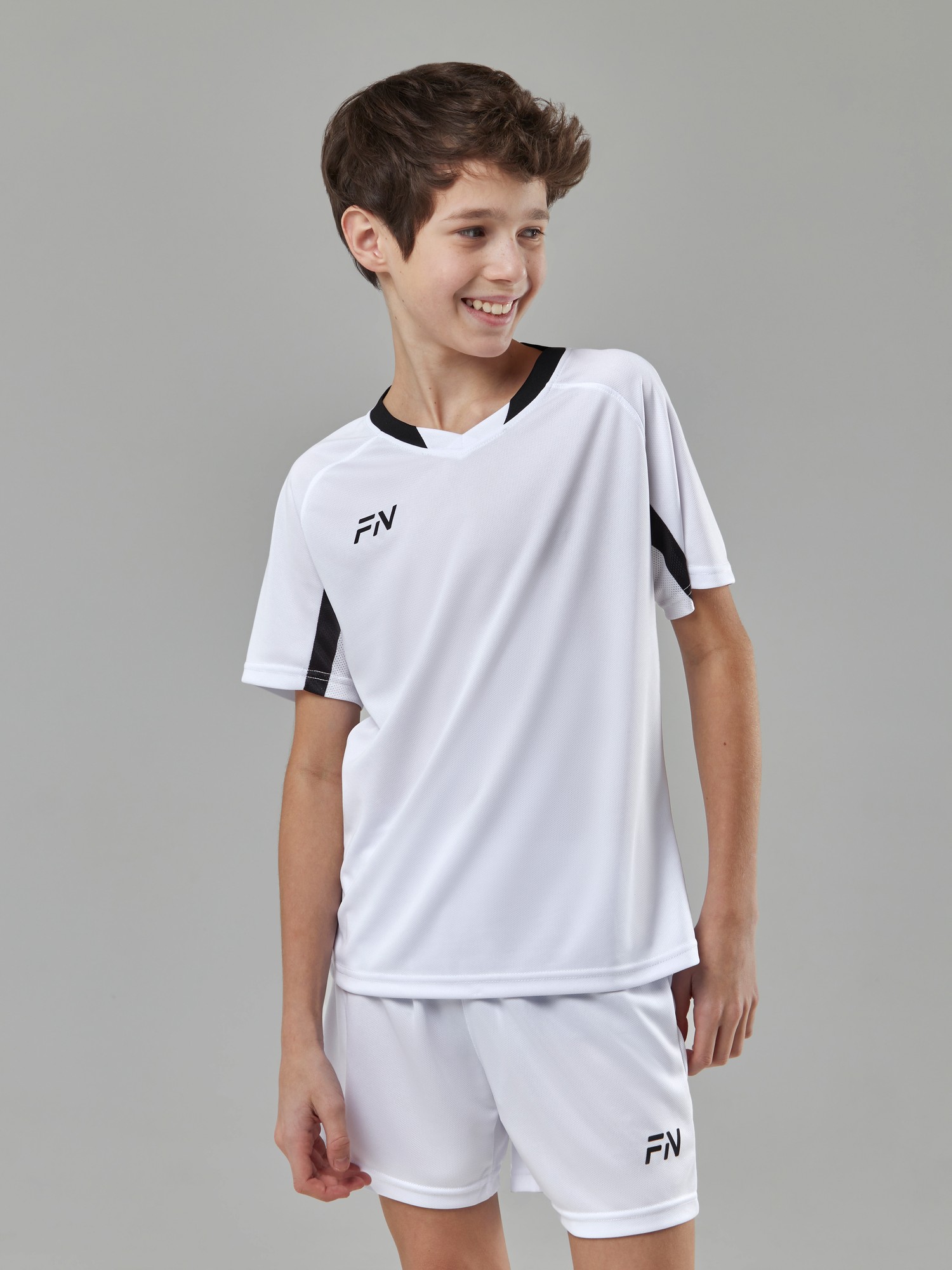 Детская футбольная форма FN Fame Kid (White/Black)