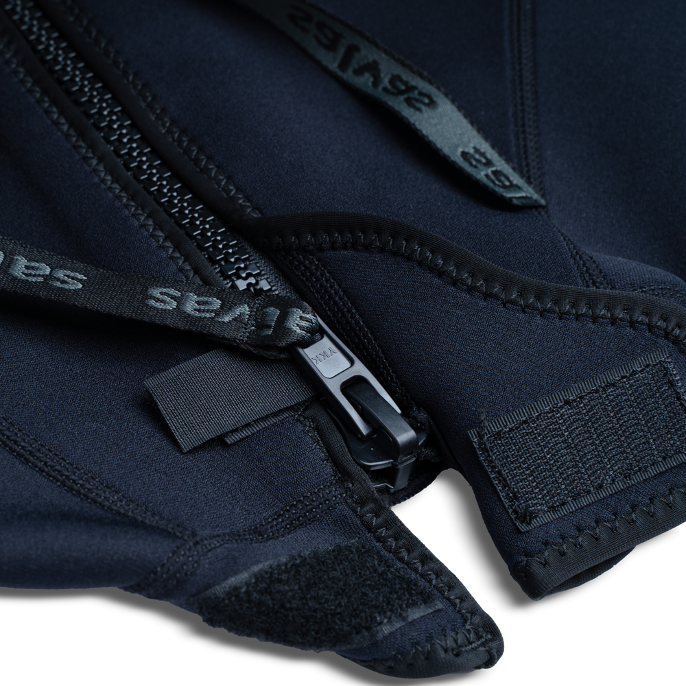 Гидрокостюм для плавания Salvas Shorty Adult, MS003-54, р. XL, неопрен, чёрно-синий