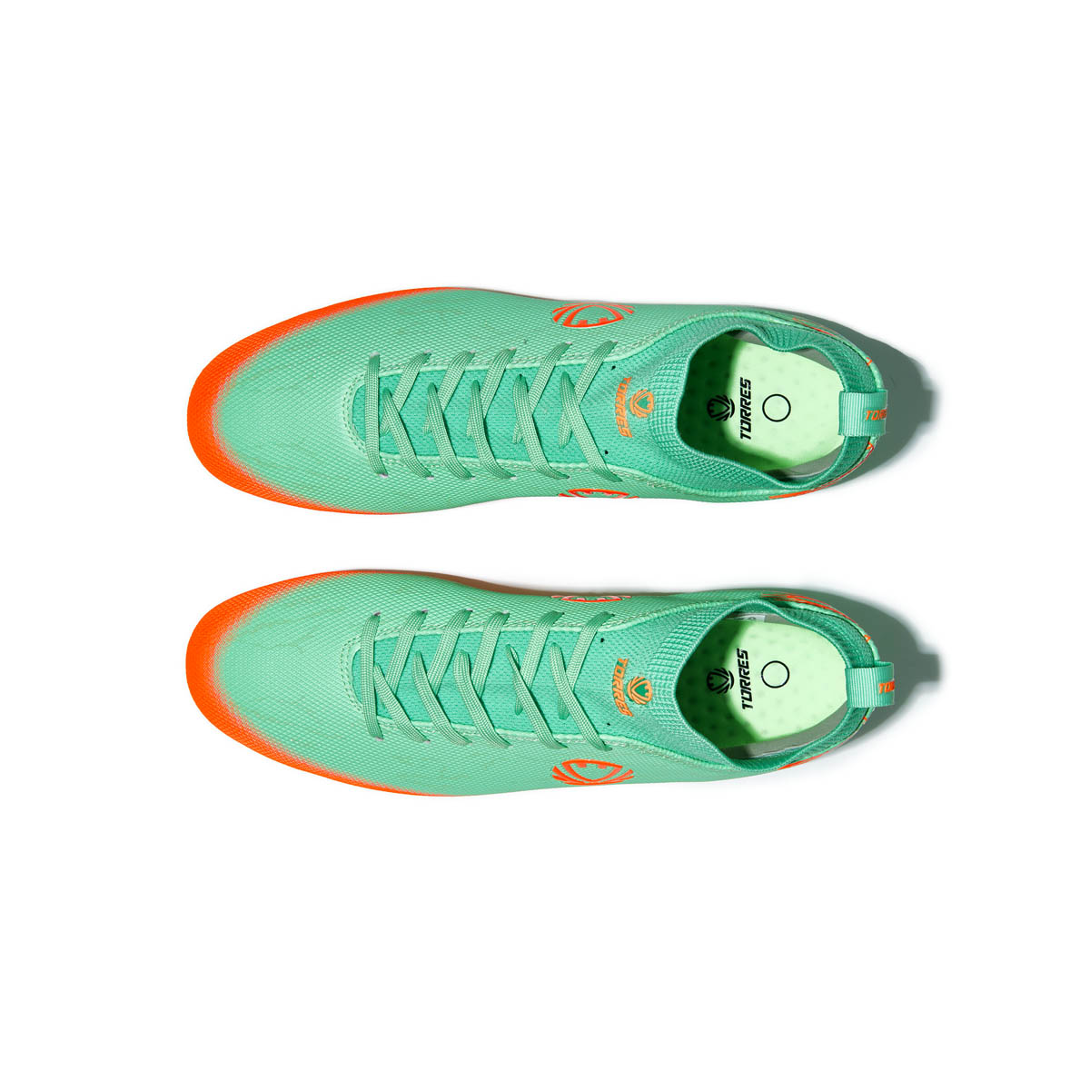 Бутсы футбольные TORRES GARRA, TS35824950-39, р.39, с носком, ПУ, текстиль, мятный