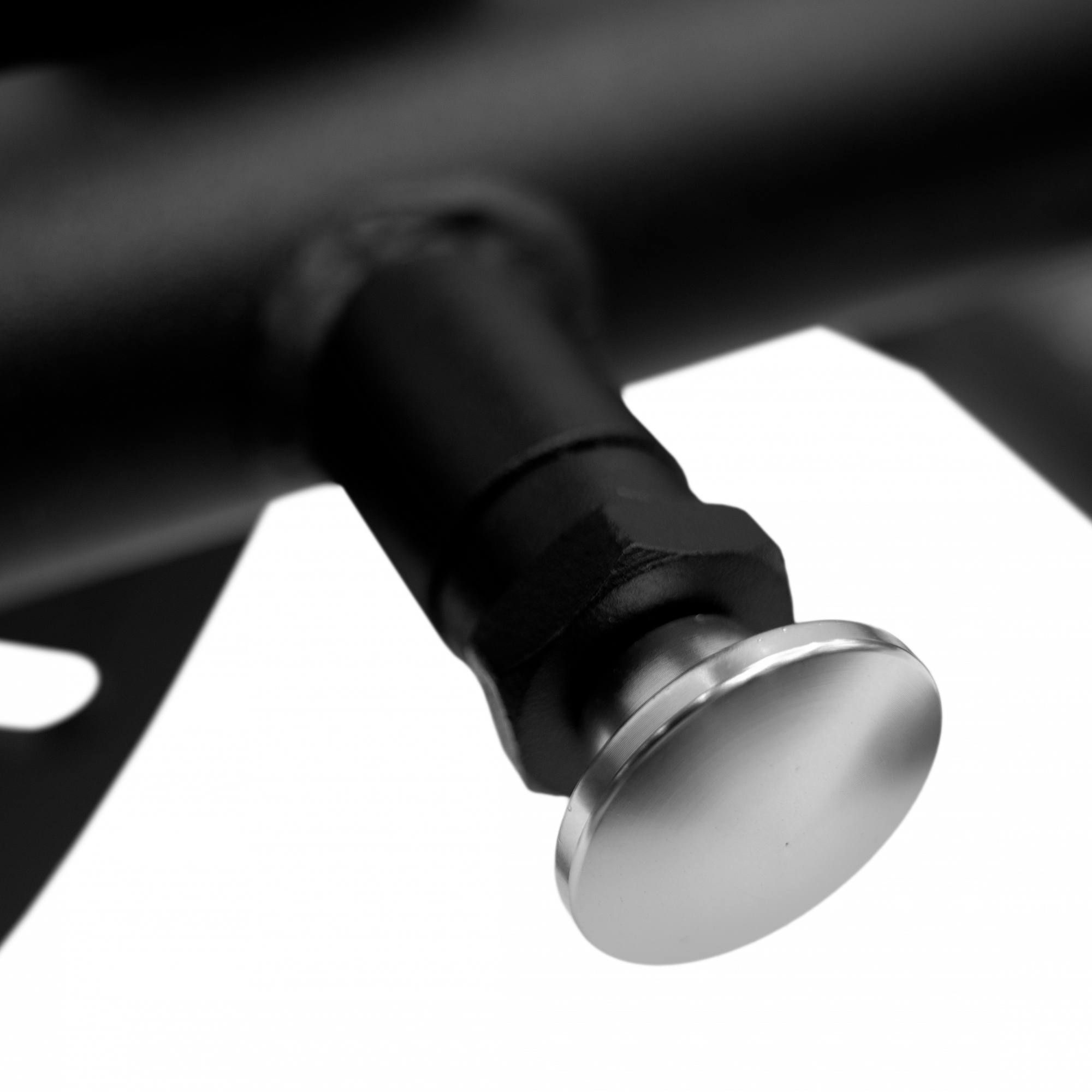 Универсальная регулируемая скамья BRONZE GYM BR-1001