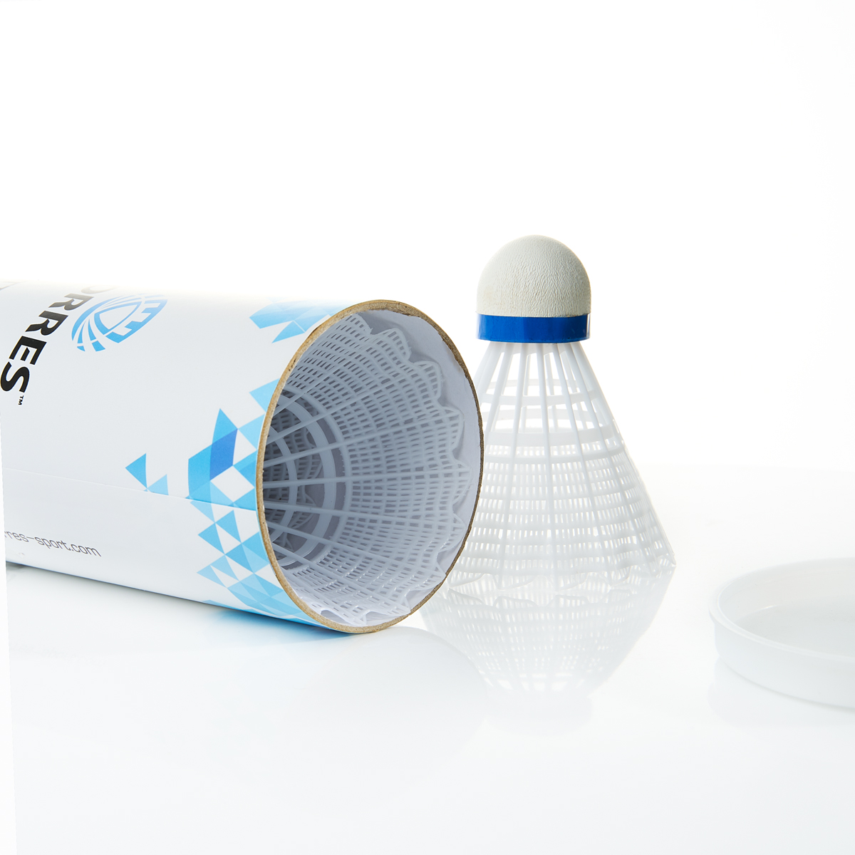 Воланы для бадминтона TORRES 250 (нейлон/пробка), BD20109, уп.6шт.белый, сред.скор.