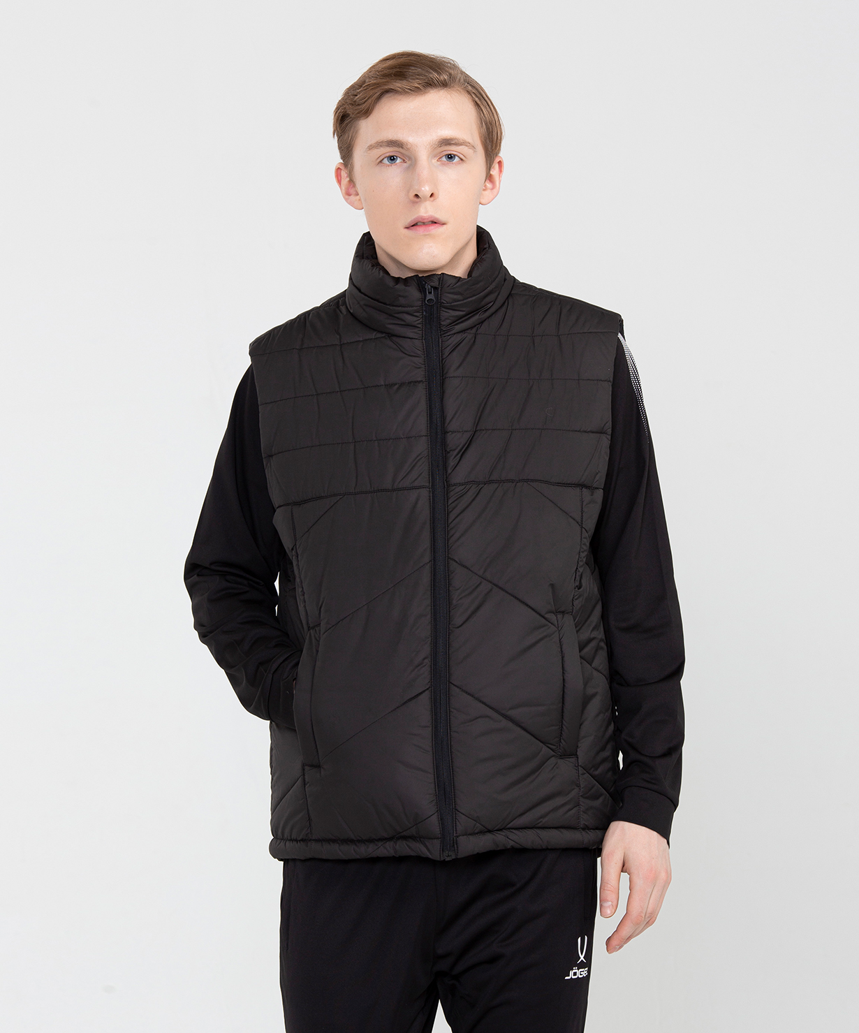 Жилет утепленный ESSENTIAL Padded Vest, черный, размер L