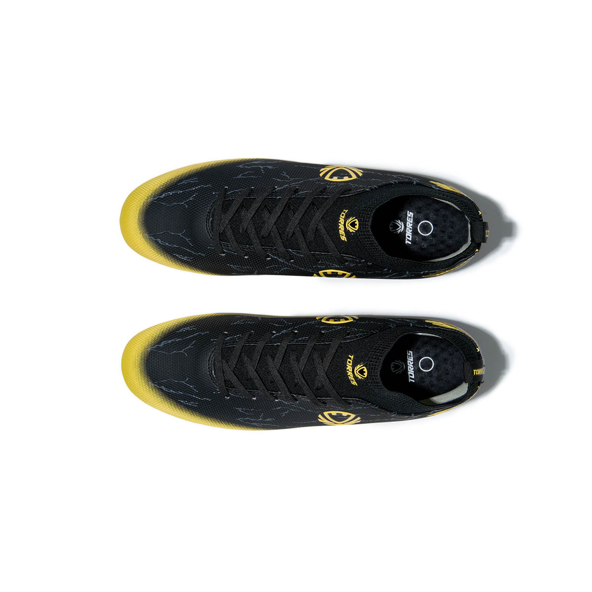 Бутсы футбольные TORRES GARRA, TS35824180-44, р.44, с носком, ПУ, текстиль, черный